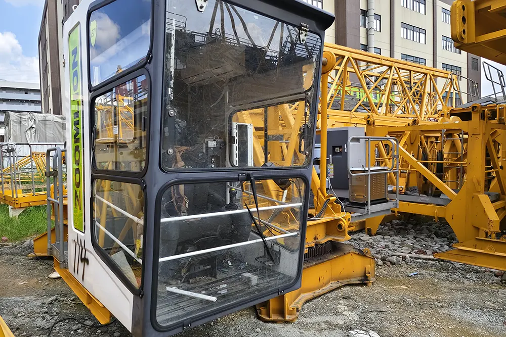 Zoomlion Tower Crane WA6513-8 22 Years Used